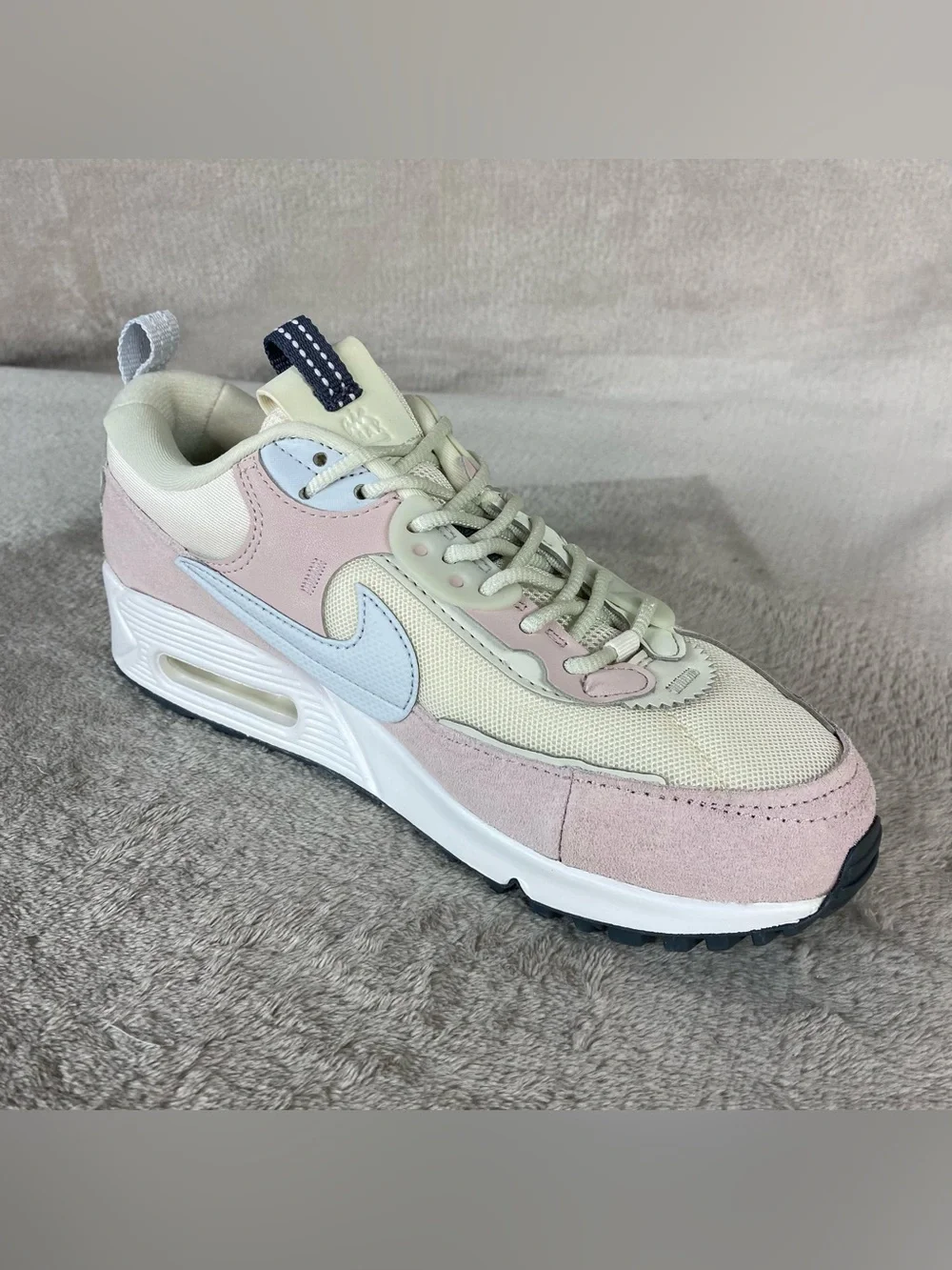 Nike Air Max 90 Futura Womens Size 7.5 Pale Pink White Athletic Shoes DM9922 NEW
